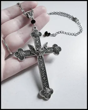 gotikinis pankų Jėzaus kryžiaus vėrinys Hip Hop roko raktas Šikšnosparnio kryžiaus pakabukas Vėrinys Moteris Gatvės tamsios mados papuošalų dovanų grandinėlė